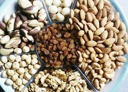 नट्स जो करेंगे वजन कम करने में मदद