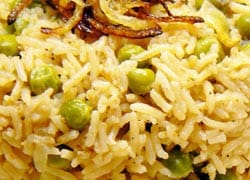 लंच में बनाएं केसर-मटर पुलाव