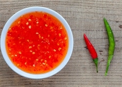 थाई स्वीट चिली सॉस बनाने की विधि