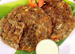ऐसे बनाइए व्रत स्पेशल उत्तपम