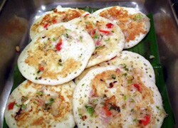 ऐसे बनाइए ब्रेड उत्तपम