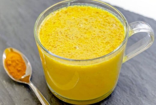 इस वक्त पिएं हल्दी वाला दूध, होगा फायदा ही फायदा - What are the health benefits of turmeric milk haldi wala doodh and what is the right time for drinking milk