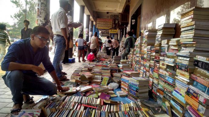 5 Book Markets You Should Visit Before They Vanish