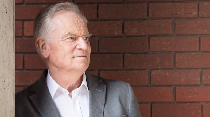 Jeffrey Archer: 'I'm Surprised Vikram Seth Is Not The Captain Of The Indian Cricket Team!'