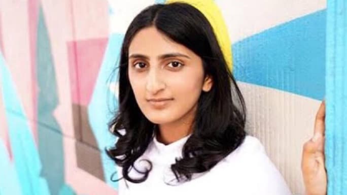 Lockdown Heroes: Mumbai-Based Teenage Singer Raises Lakhs