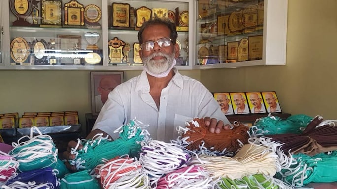 Lockdown Heroes: 70-Year-Old On A Mission To Distribute Masks In His Village