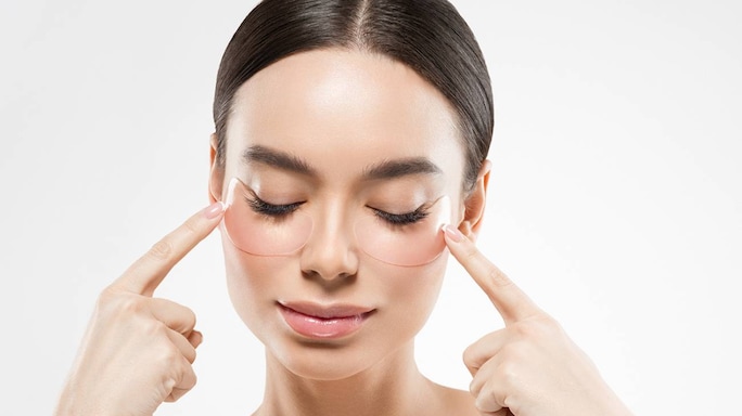 Losing Sleep Over Dark Circles And Puffy Eyes? Under-Eye Gels Can Help You