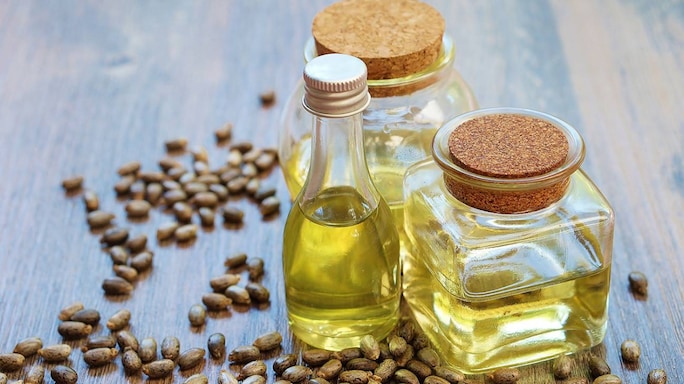 Say Yes To Castor Oil To Improve Your Skin And Hair