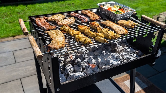Grill Your Food Well And Serve Hot Using These Barbecue Stands