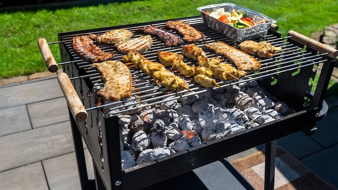 Grill Your Food Well And Serve Hot Using These Barbecue Stands 