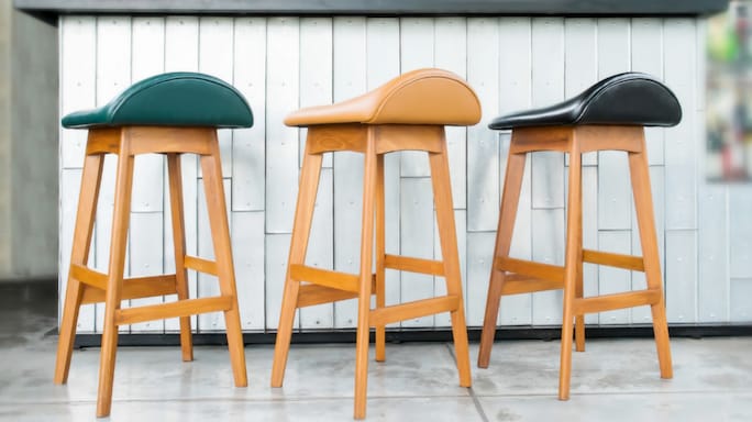 How To Choose Bar Stools That Are Just Right For Your Home
