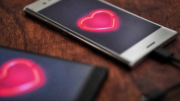 Keep Calm And Swipe On