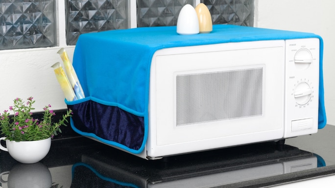 Don't Let Dirt And Dust Settle On Your Microwave Oven