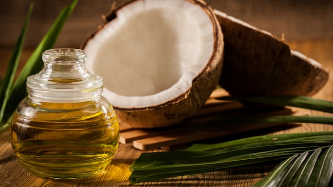 What Makes The Humble Coconut Oil A Hit With Celebrities