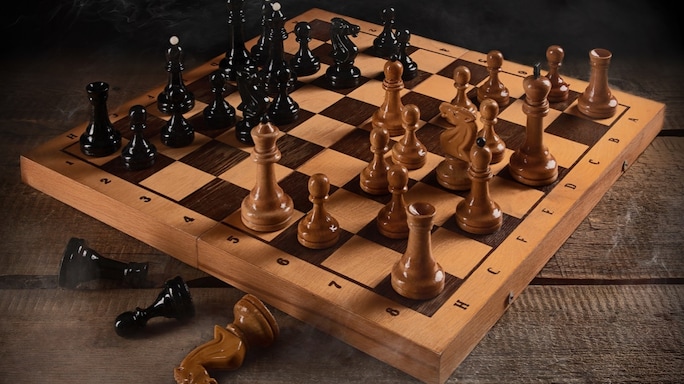 You Love Playing Chess While On The Go? A Travel Chess Set Is What You Need