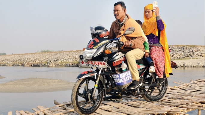 Extraordinary Indians: How Bike Ambulance Dada Karimul Hak became a lifeline for ailing folk in rural Dhalabari