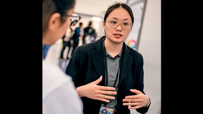 Young Changemakers: 17-year-old Elizabeth Chen's Winning Science Project