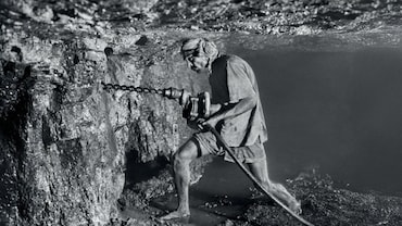 Worker drilling inside a coal mine, Asansol By Ahmed Ali