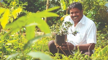 Extraordinary Indians: Bus Conductor Marimuthu Yoganathan's Tree-Saving Movement
