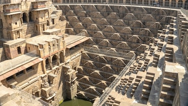Good News: Stepwell Revivals, The World is Smoking Less, and More