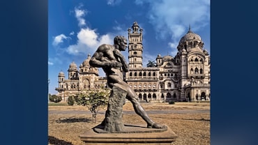 Good News: A Spotlight on India's Hidden Heritage, Spain's Cancer Breakthrough, a River Reborn and more