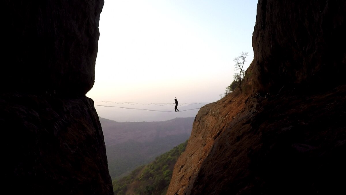 A Life on the Line: Slackliner and Adventure Athlete Samar Farooqui's Amazing Comeback