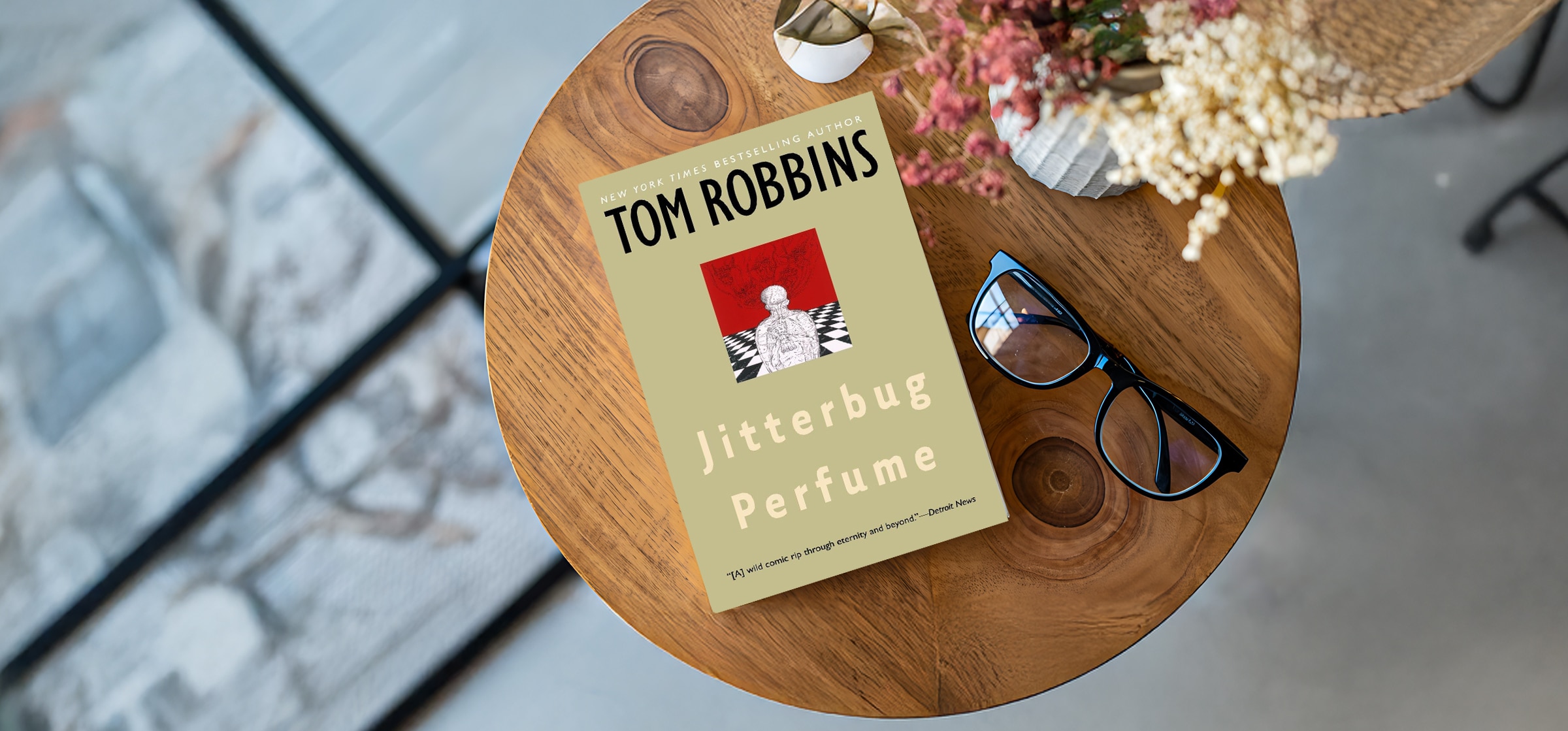 02-jitterbug-perfume_022626035813.jpg 02-jitterbug-perfume_022626035813.jpg