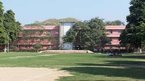 All India Institute of Medical Sciences (AIIMS), New Delhi All India Institute of Medical Sciences (AIIMS), New Delhi