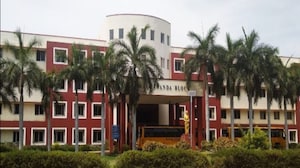 Velammal College of Engineering and Technology, Madurai Velammal College of Engineering and Technology, Madurai
