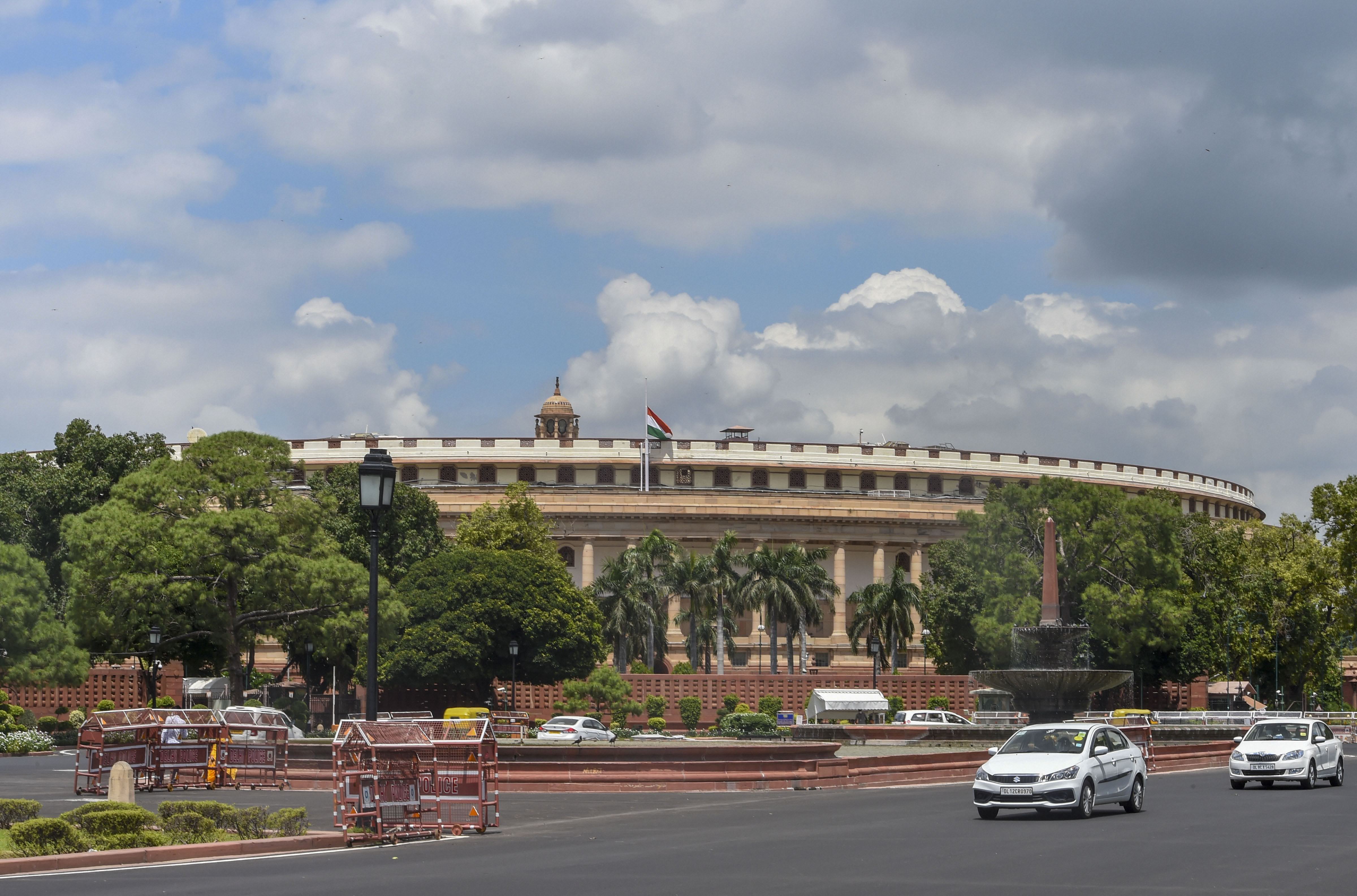 कोरोना काल में संसद का मॉनसून सत्र 