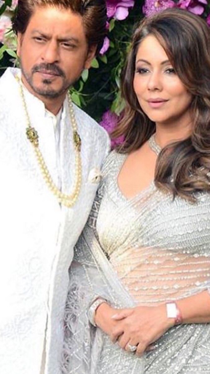 शाहरुख की रियल हीरोइन हैं गौरी, देखें रोमांटिक केमिस्ट्री