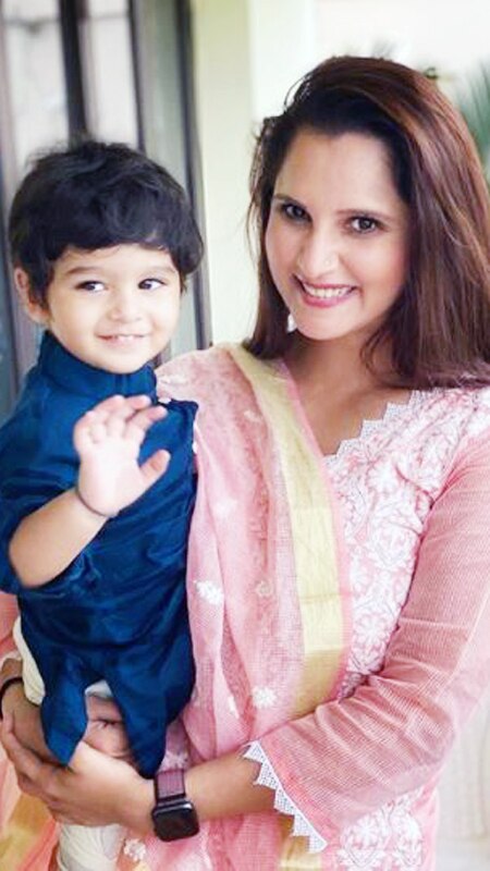 वायरल हैं सानिया मिर्जा के बेटे इजहान की ये तस्वीरें