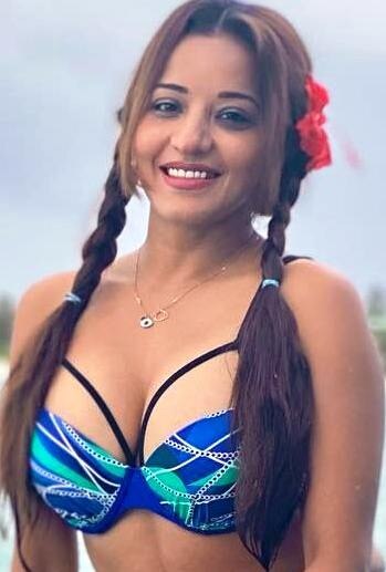 मोनालिसा का मालदीव टूर, वायरल हुईं फोटोज