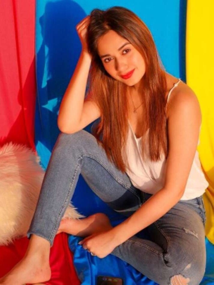 हिट है जन्नत जुबैर का फैशन सेंस