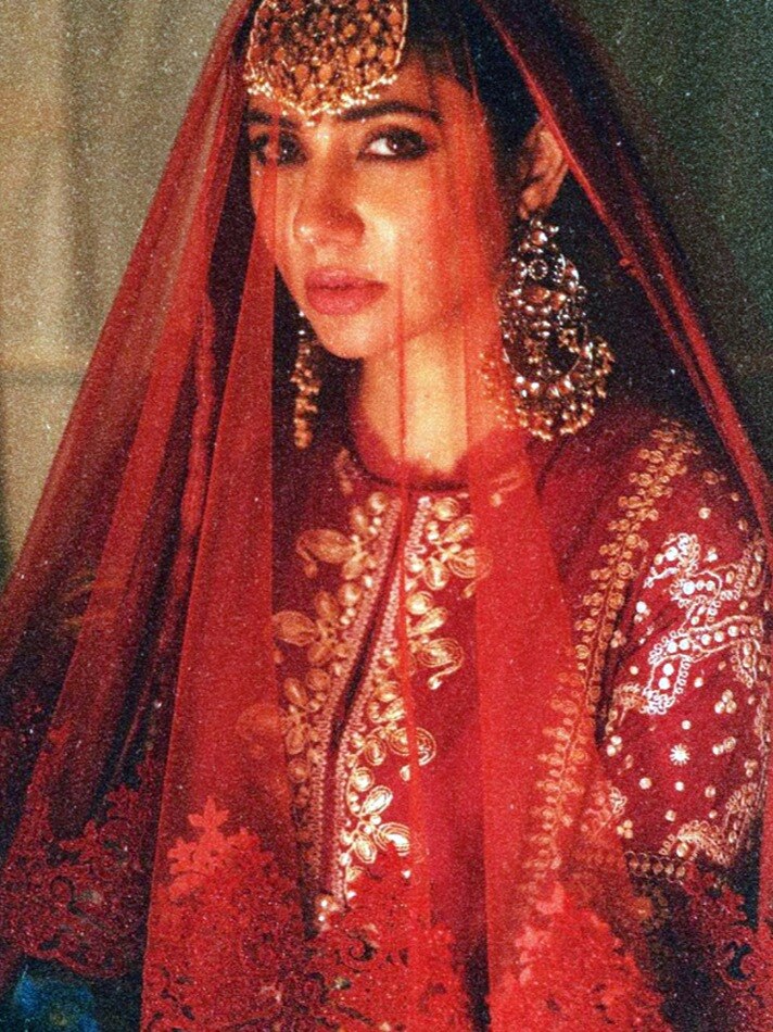 ब्राइडल लुक में छाईं माहिरा खान