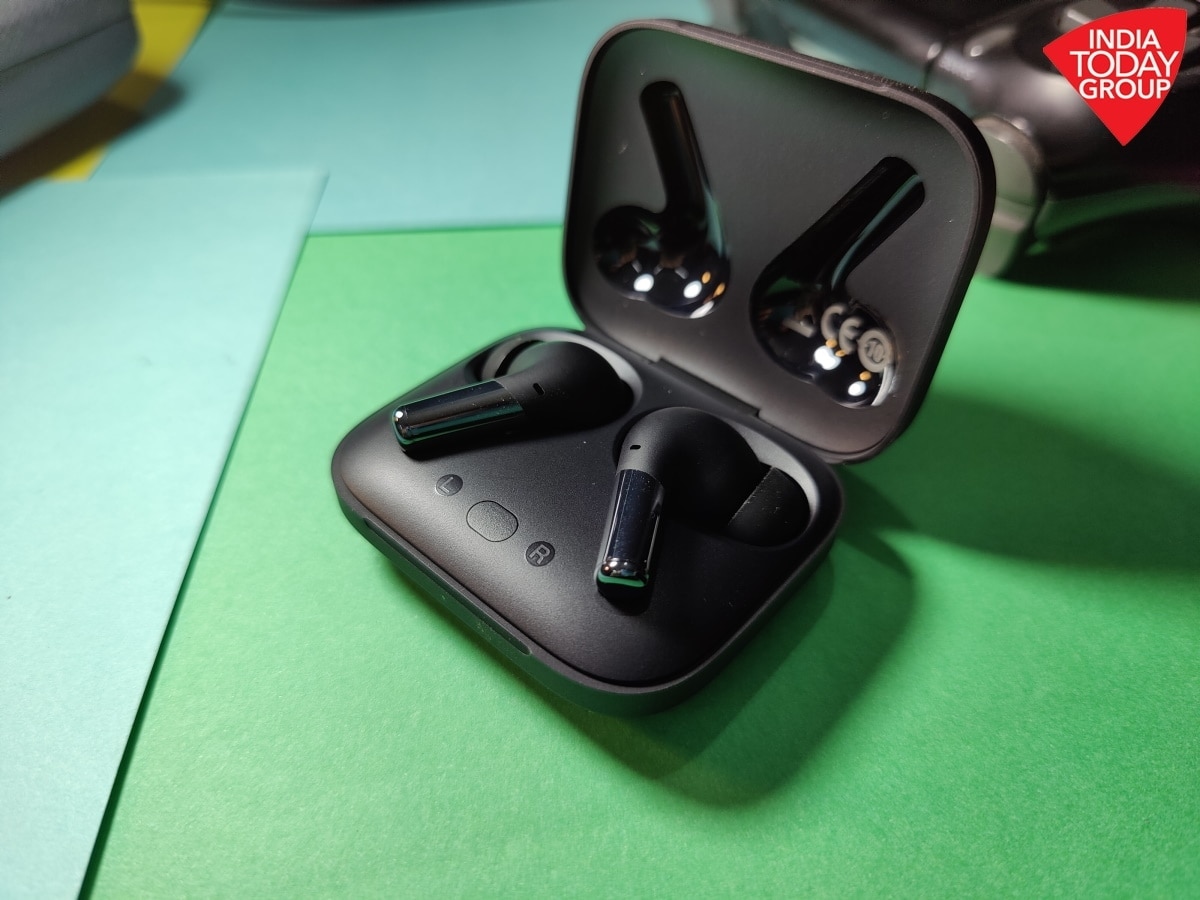 OnePlus Buds Pro vs Pixel Buds A-series