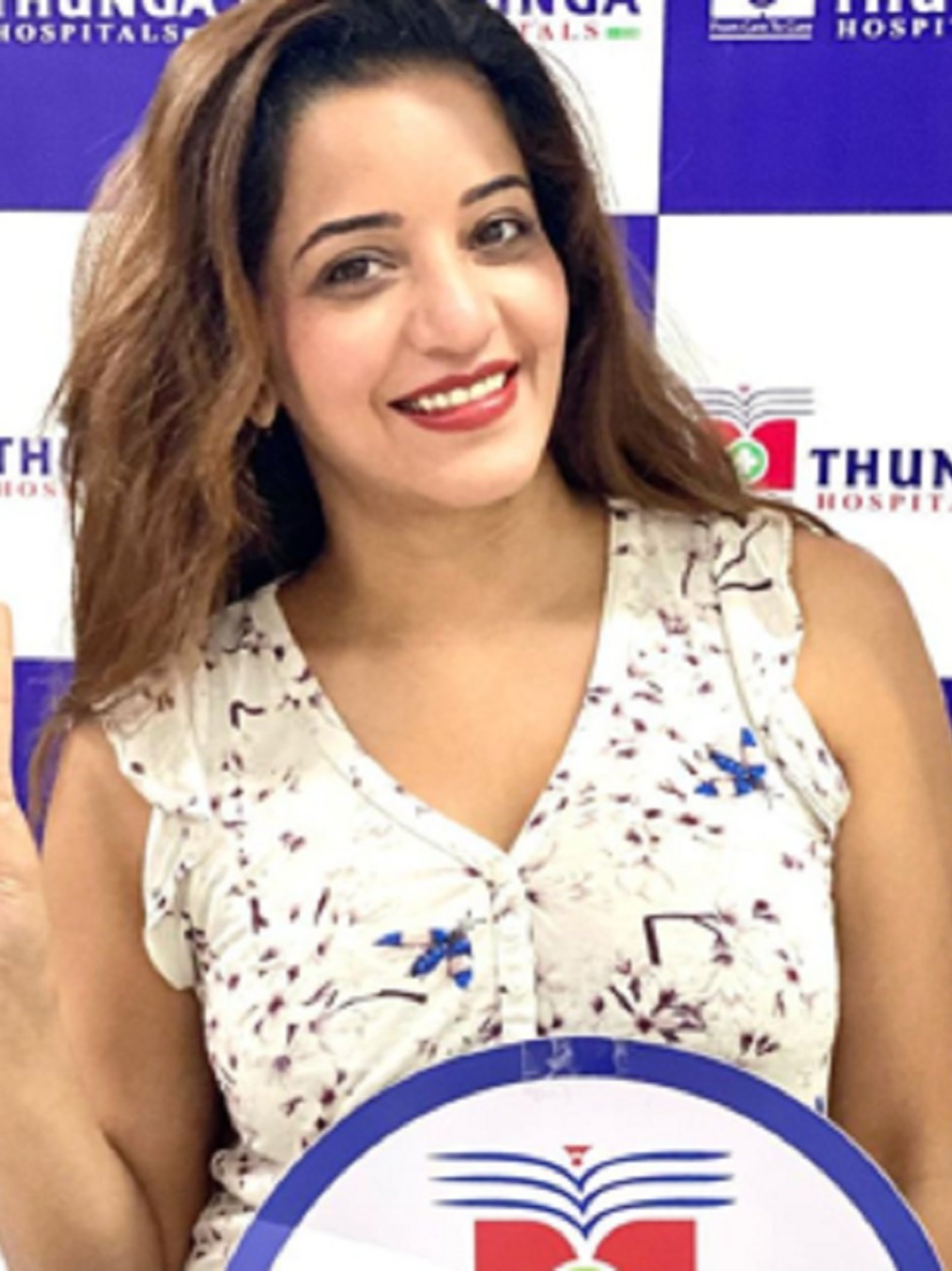 फुली वैक्सीनेटेड हुईं मोनालिसा, फैंस से की अपील