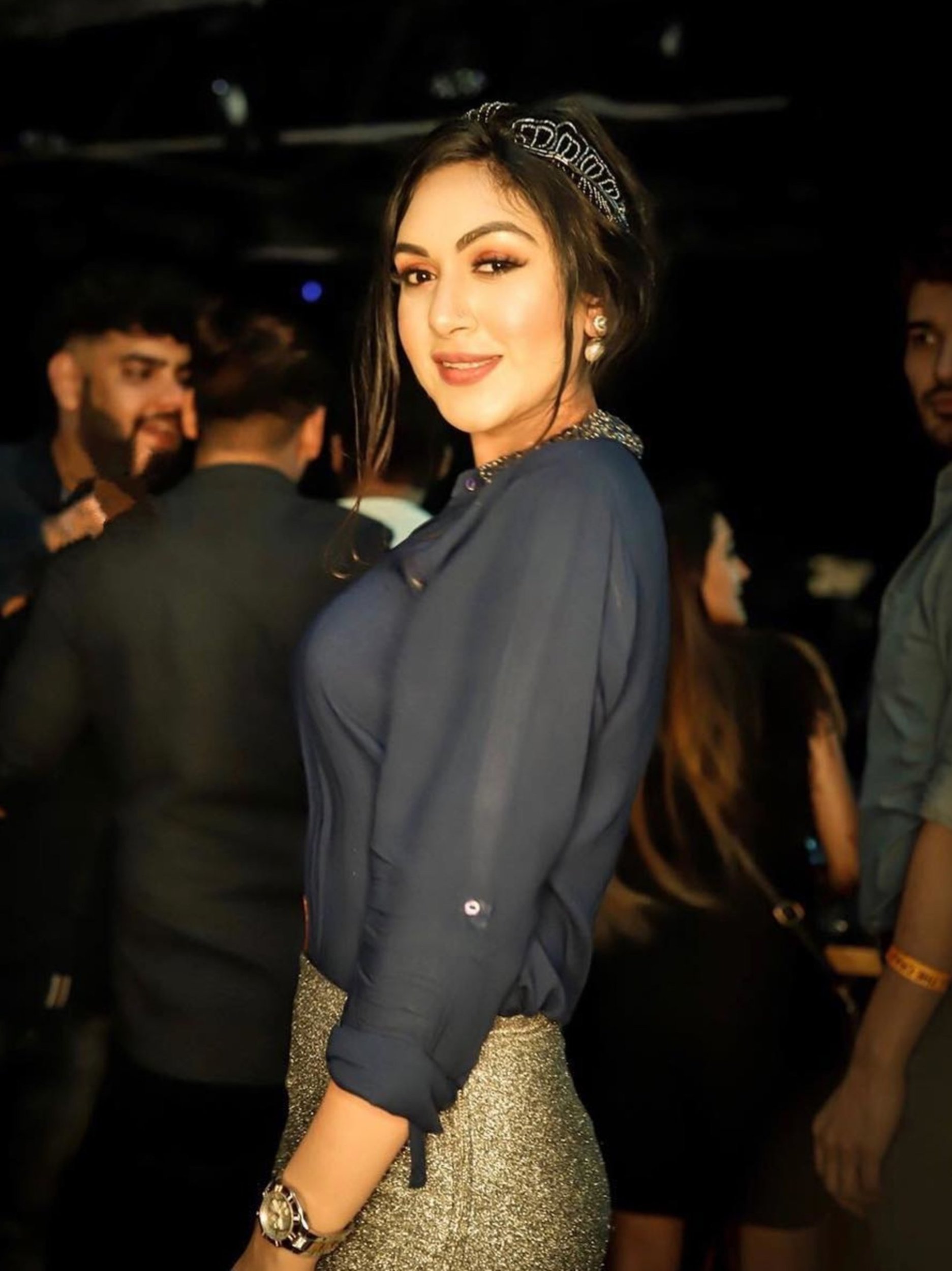 আরিয়ানের সঙ্গে গ্রেফতার মুনমুন, কে ইনি?