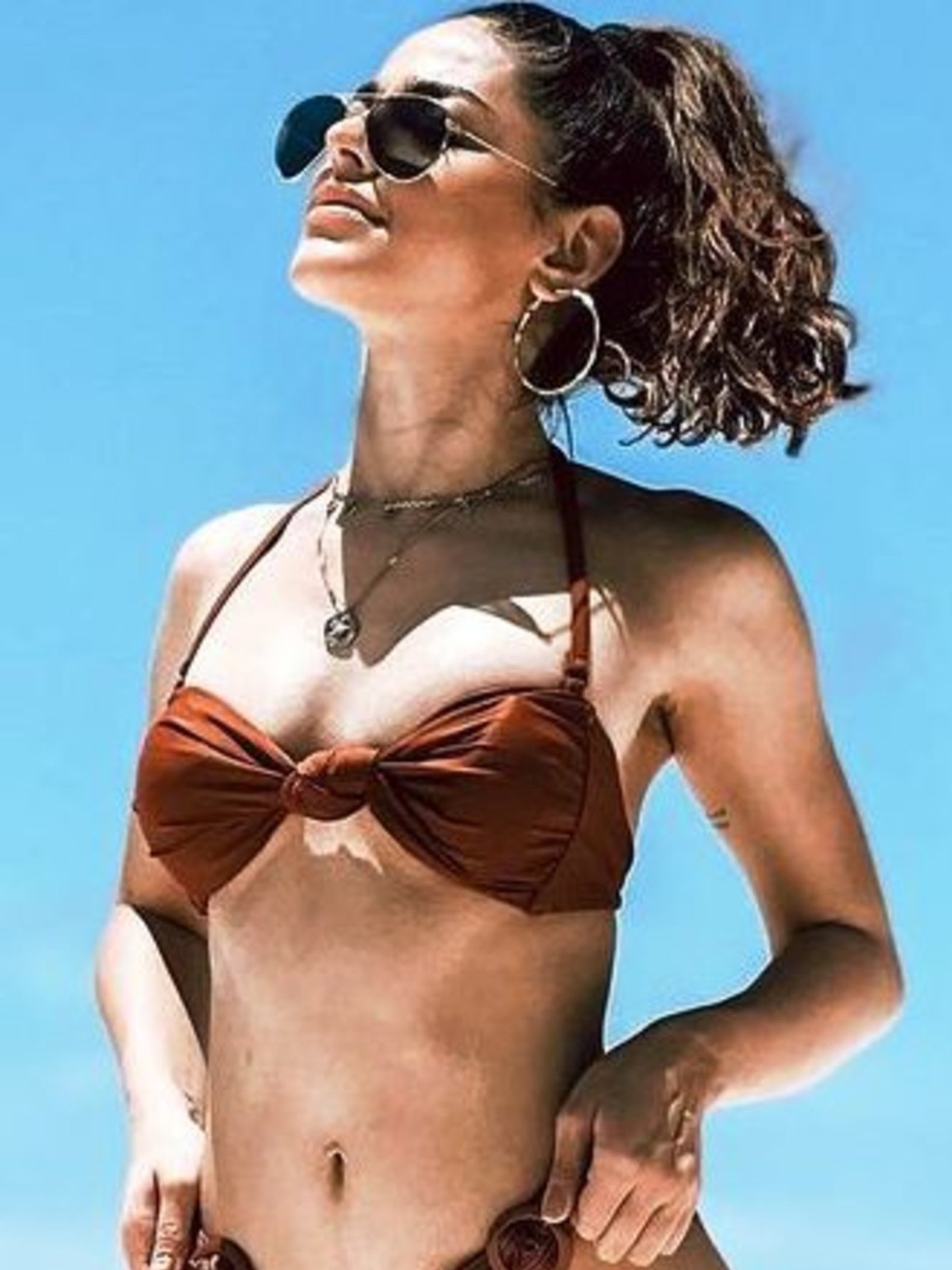  कबीर बेदी की नातिन की सिजलिंग तस्वीरें