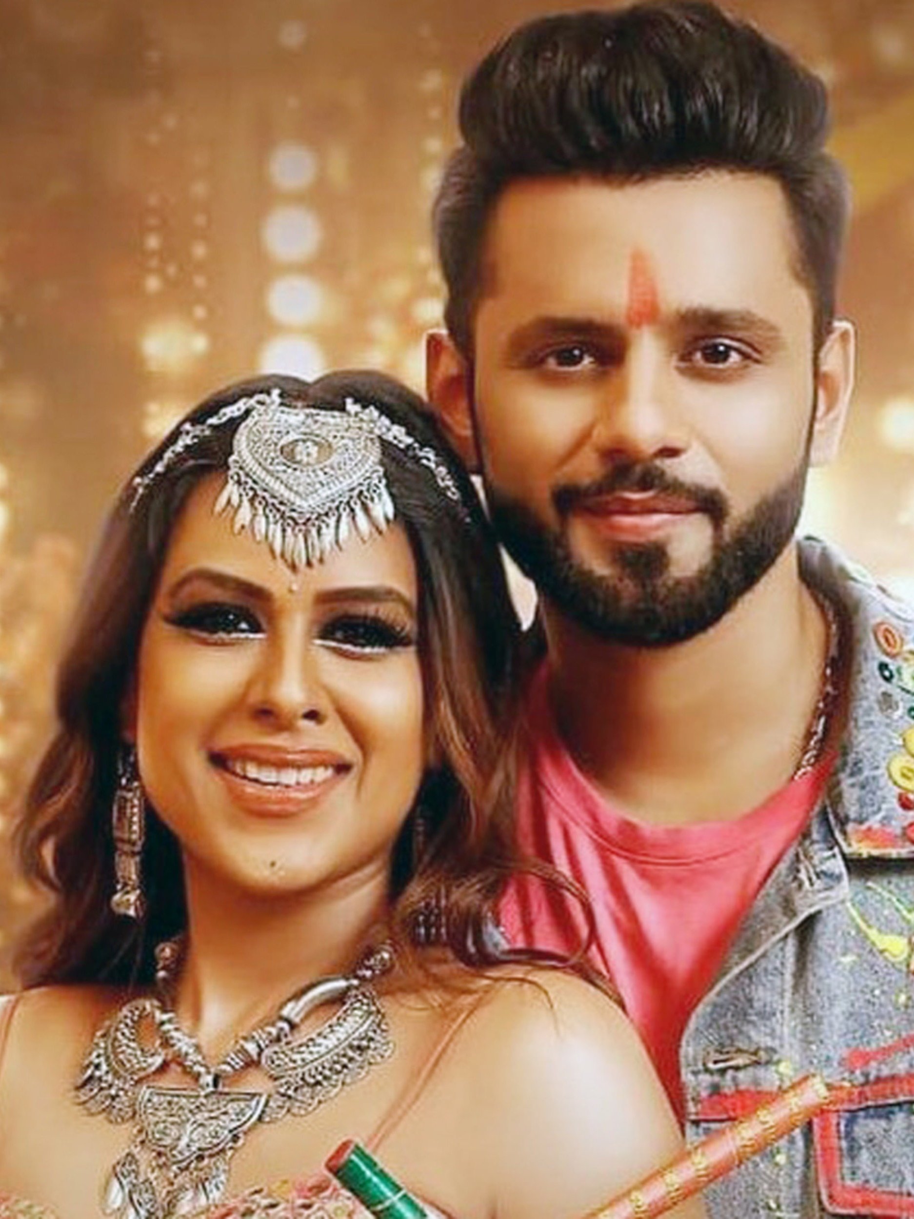 निया-राहुल का धमाल, देखें गरबे की रात की झलक