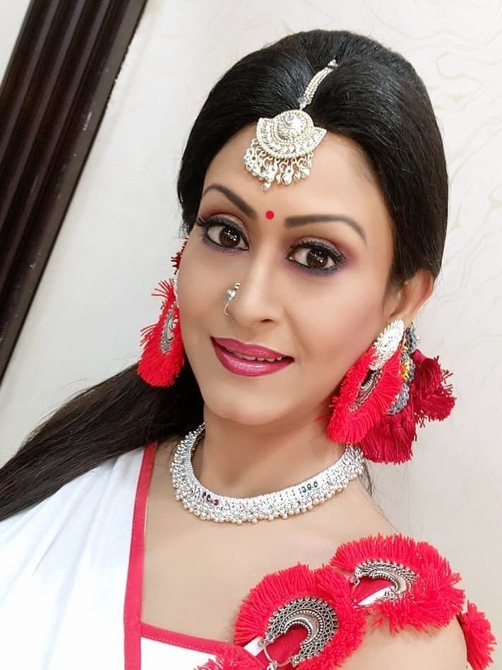 'শ্রীময়ী' VS 'অনুপমা'! ইন্দ্রাণী না রূপালী, কে বেশি হিট?