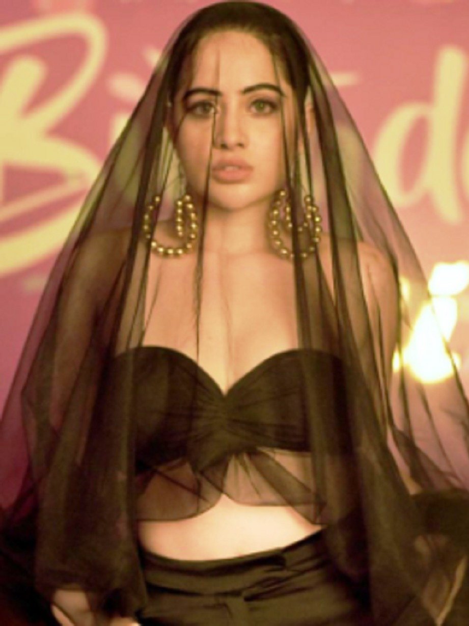 उर्फी का ड्रेसिंग सेंस सोशल मीडिया पर वायरल