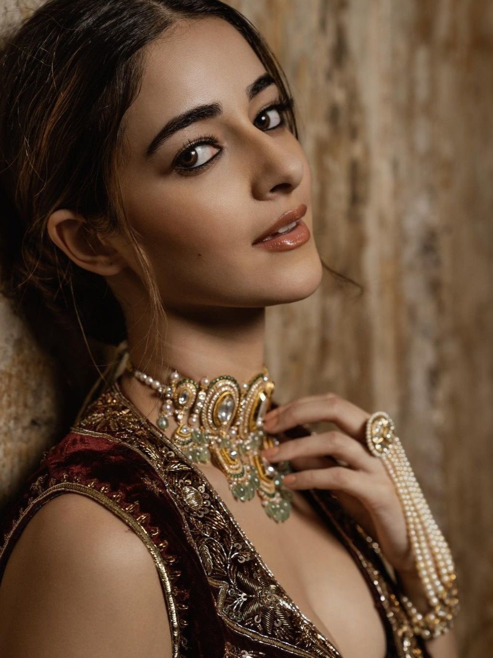 অনন্যার SRK পরিবারের সঙ্গে কেমন রিলেশন?