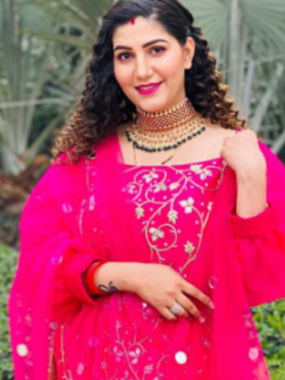 'छम-छम' गाने पर सपना का डांस, देखें वीडियो