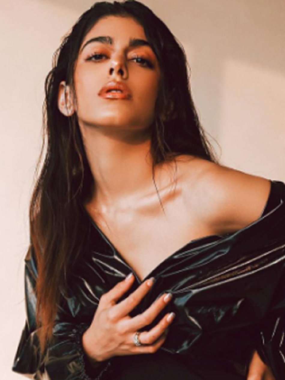 अलाया फर्नीचरवाला का बोल्ड अवतार