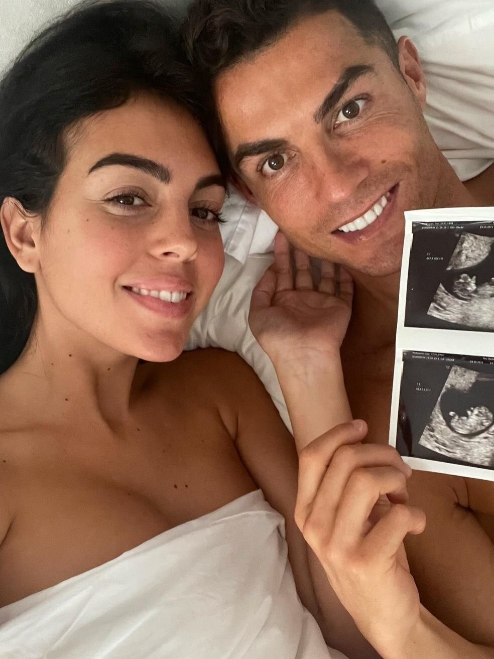 এবার ৬ সন্তানের বাবা হচ্ছেন রোনাল্ডো! 