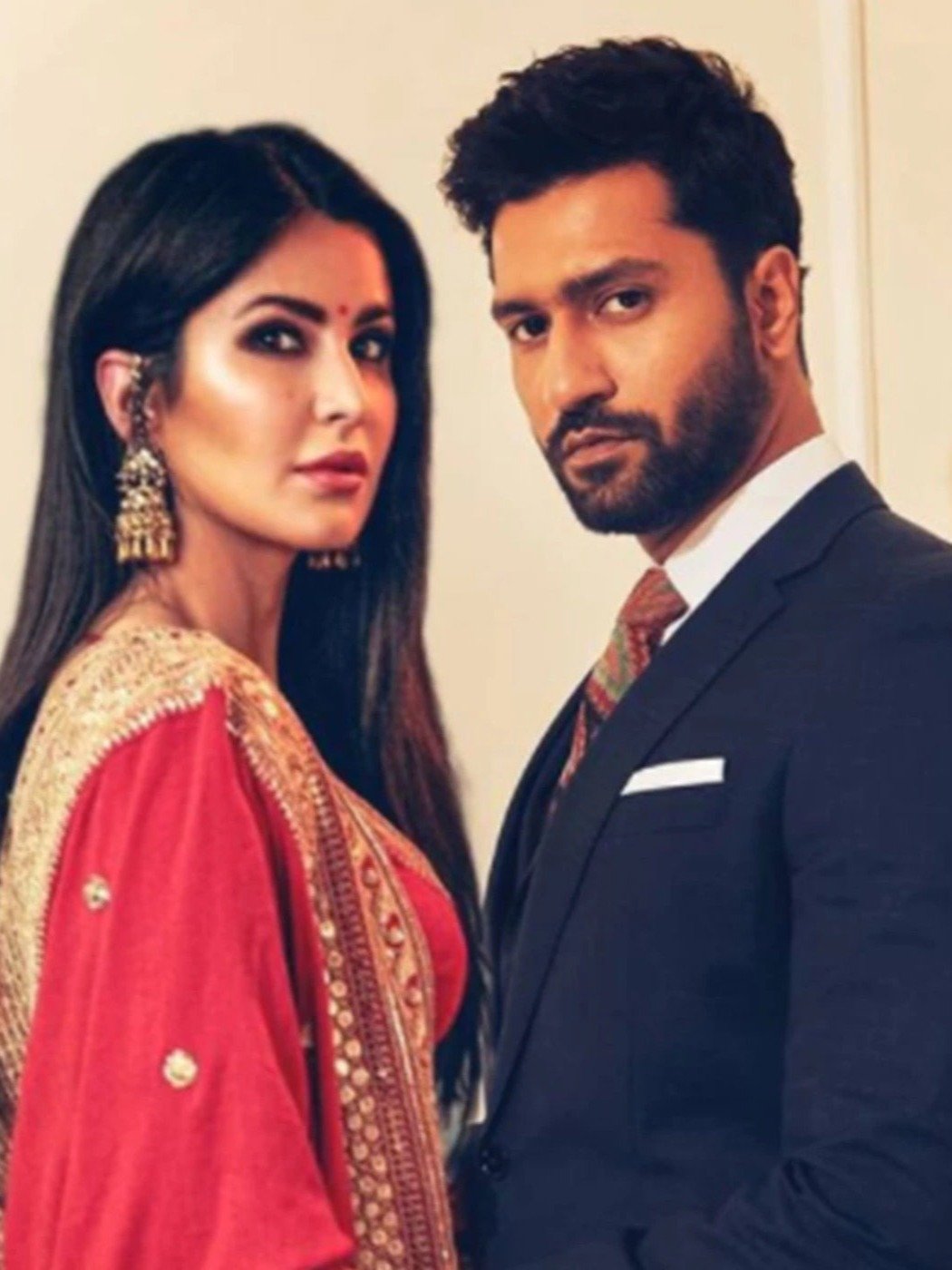 রানি পদ্মাবতীর ঘরে ভিকি-ক্যাট,এক রাতের ভাড়া ১৪ লাখ!