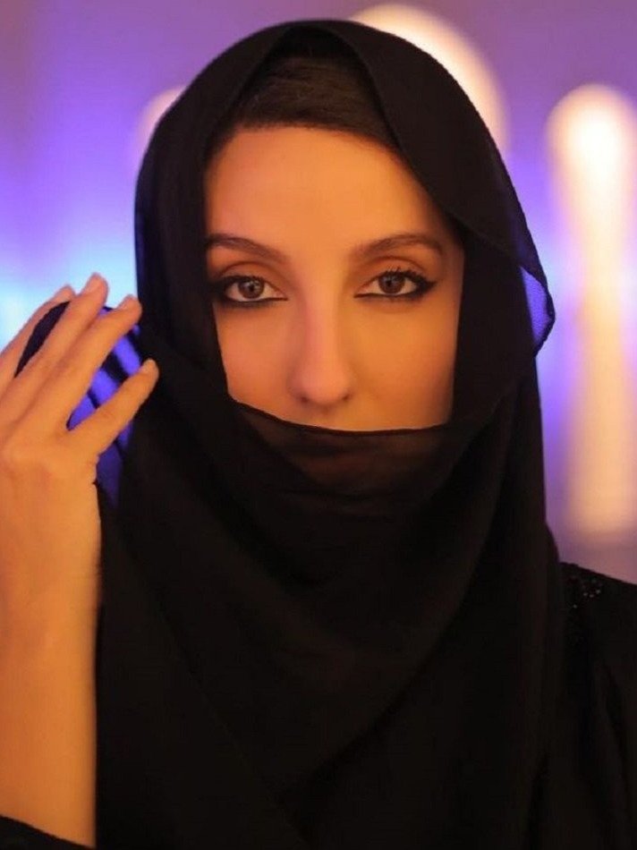 हिजाब में नोरा! फैंस बोले-पहली बार पर्दे में देखा