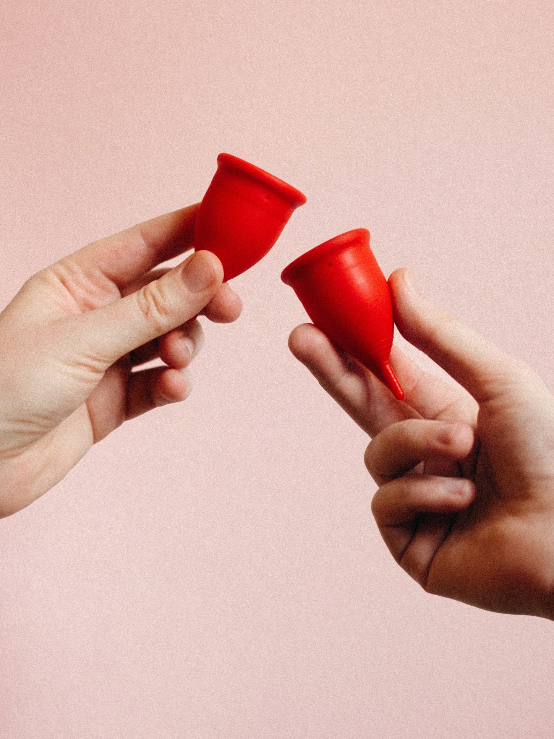 পিরিয়ডে ন্যাপকিন, ট্যাম্পনের জায়গায় নিচ্ছে মেনস্ট্রুয়াল কাপ!  