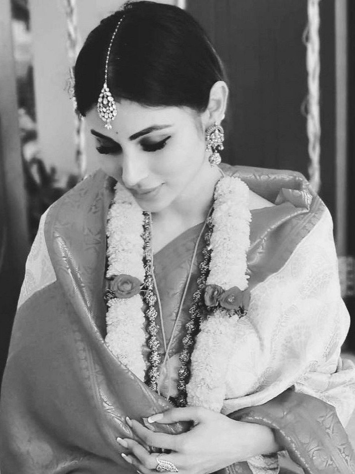 मौनी रॉय के गुपचुप शादी रचाने का क्या है सच?